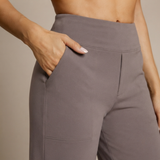 Klara | Udobne rastegljive pantalone za svaku ženu
