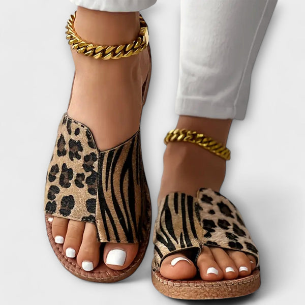 Tara | Dvobojne sandale sa leopard dezenom