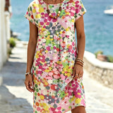 Vestido com Decote Redondo e Estampa Colorida