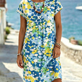 Vestido com Decote Redondo e Estampa Colorida
