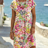 Vestido com Decote Redondo e Estampa Colorida