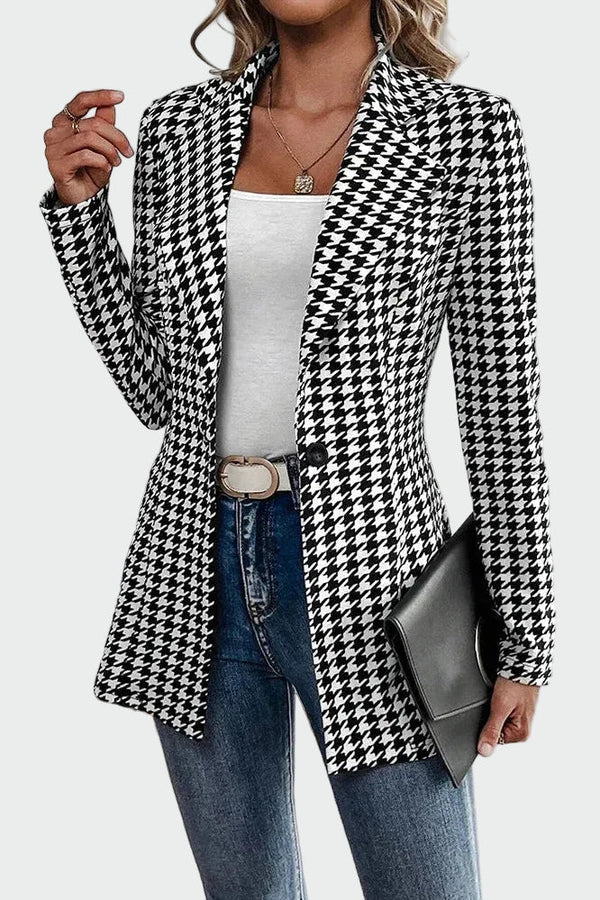 Blejzer elegantnih i prefinjenih linija