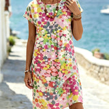 Vestido com Decote Redondo e Estampa Colorida