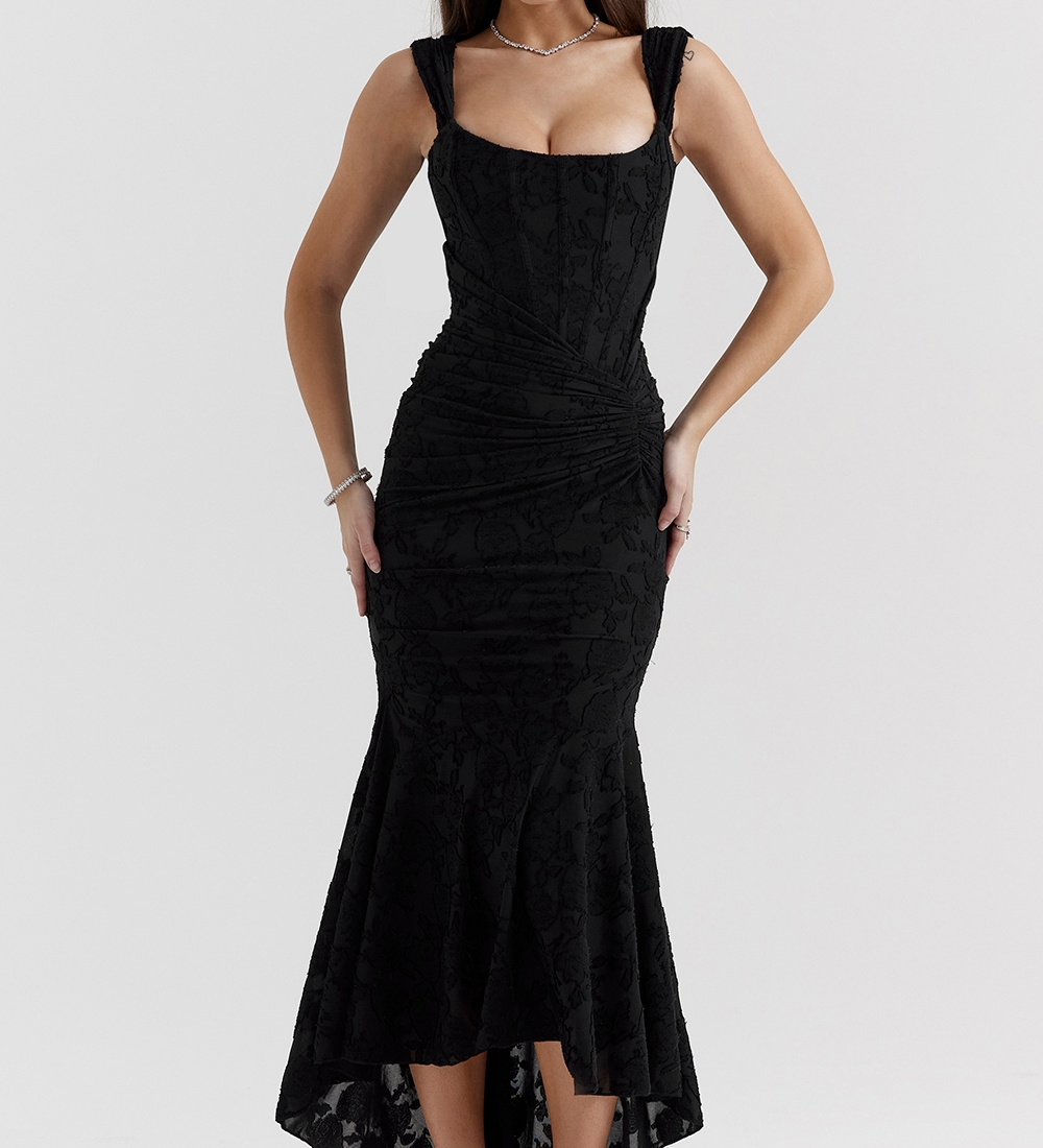 Neda | Elegantna duga haljina